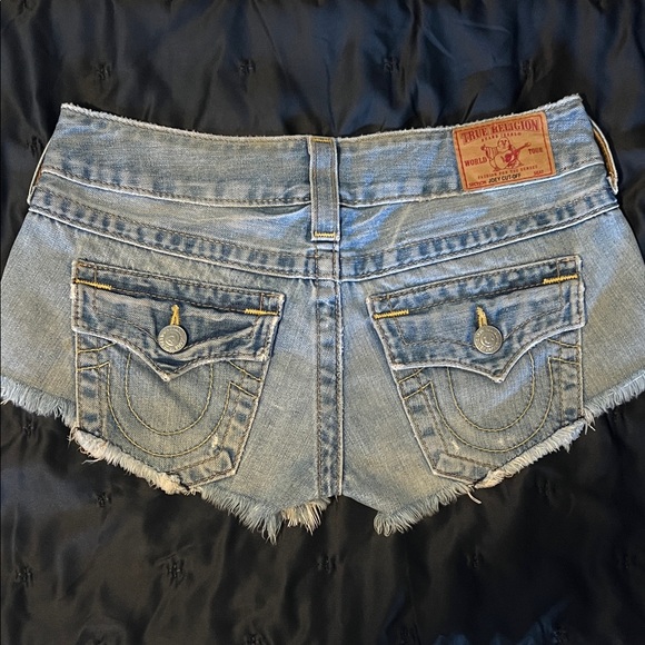 True Religion Blue Frayed Jean Shorts - Picture 3 of 3